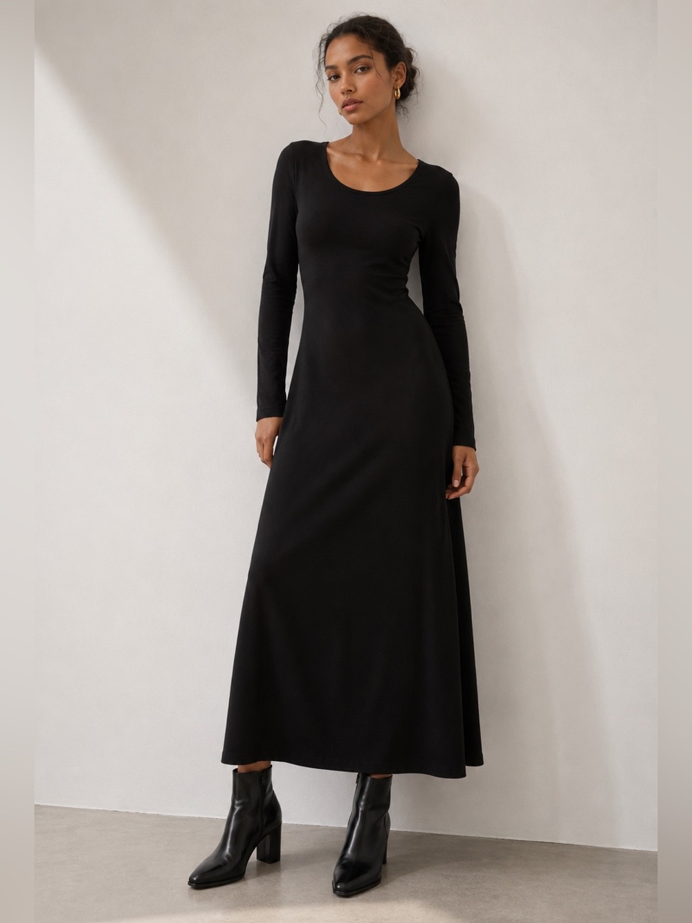 Ann Taylor Black Long Sleeve Midi Dress – Size M